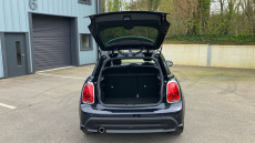 MINI Hatchback 1.5 Cooper Exclusive 5dr Auto [Comfort/Nav Pack] Petrol Hatchback